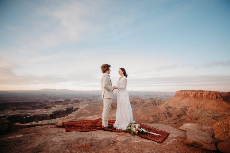 Guide:  How to Plan an Arches National Park Elopement
